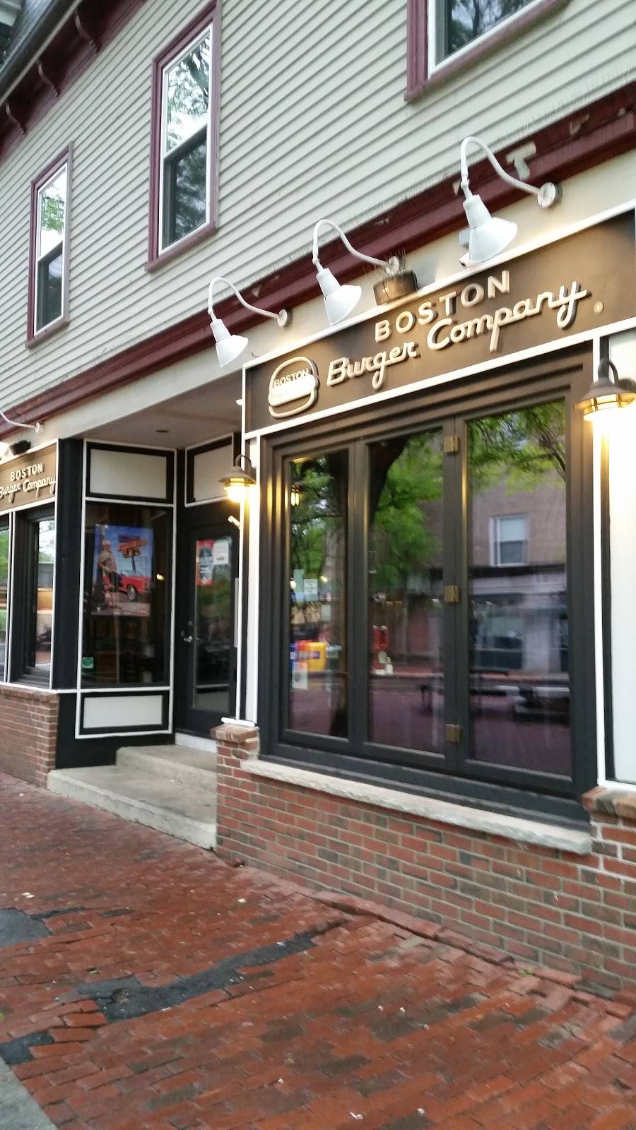 Boston Burger Co-Davis Sq | restaurant | 37 Davis Square, Somerville, MA 02144, USA | 6174407361 OR +1 617-440-7361