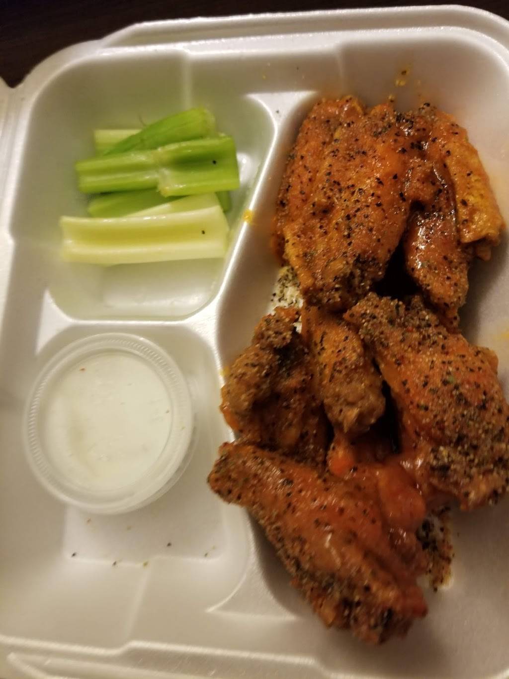 Bbs Wings | restaurant | 4400 Chamblee Dunwoody Rd #D, Atlanta, GA 30341, USA | 7704580288 OR +1 770-458-0288