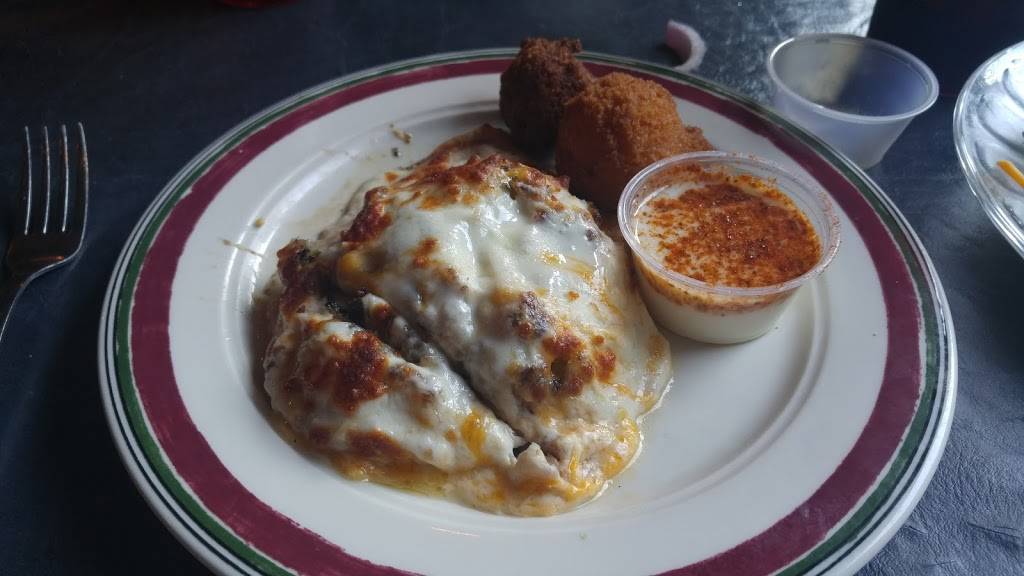 Boondocks Restaurant | restaurant | 1760 Sea Island Pkwy, St Helena Island, SC 29920, USA | 8438380821 OR +1 843-838-0821