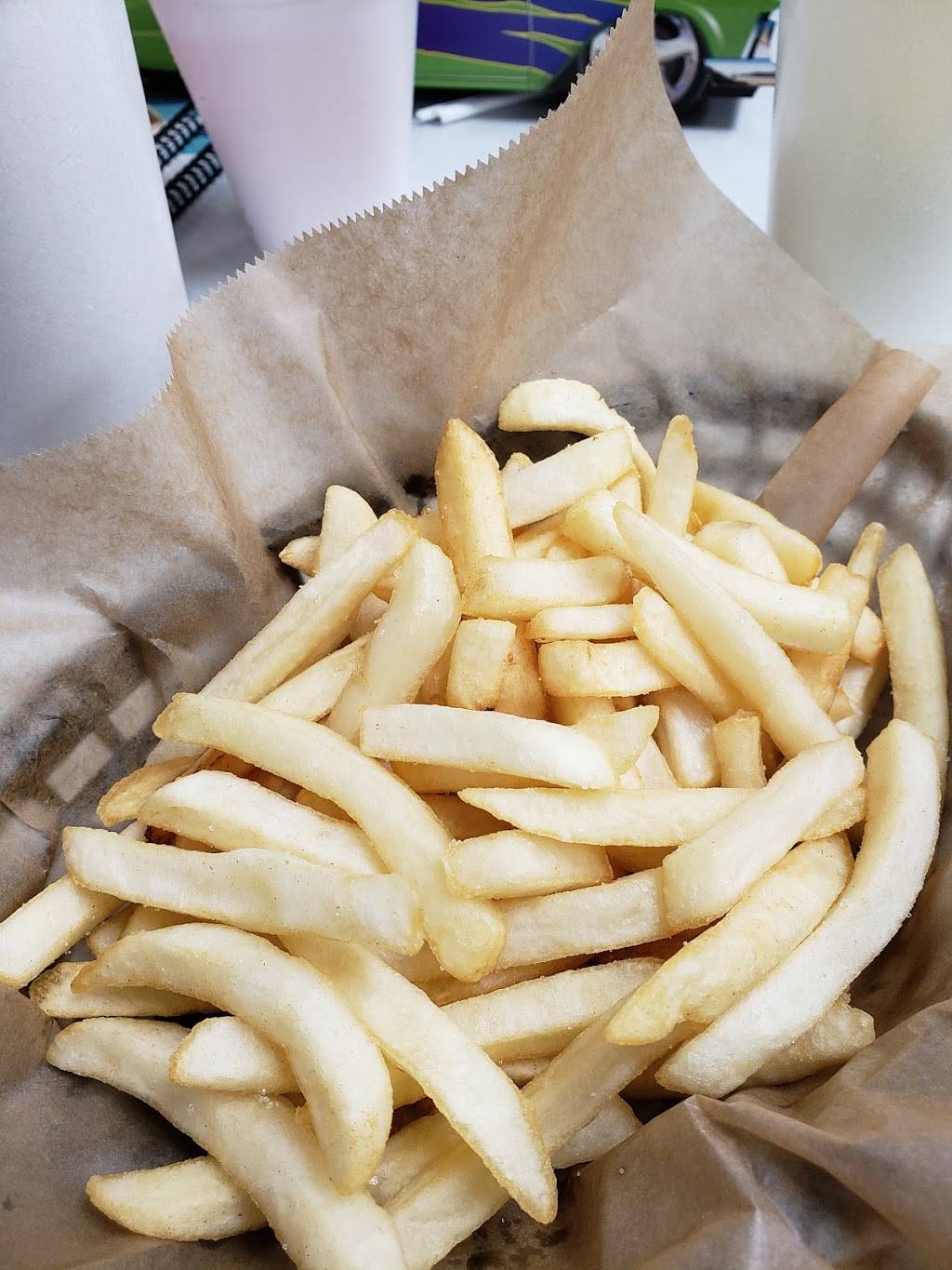 Hwy 55 Burgers Shakes & Fries | restaurant | 380 Laurinburg Rd, Raeford, NC 28376, USA | 9108751133 OR +1 910-875-1133