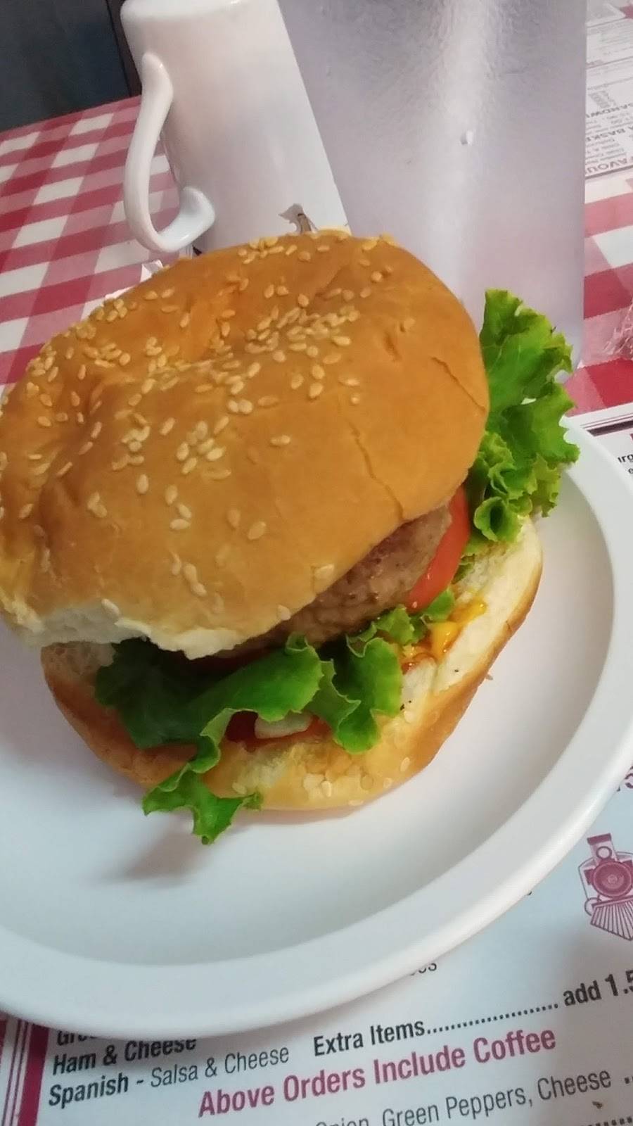 Mealtime Express | restaurant | 421 Sandwich St S, Amherstburg, ON N9V 3K8, Canada | 5197364338 OR +1 519-736-4338