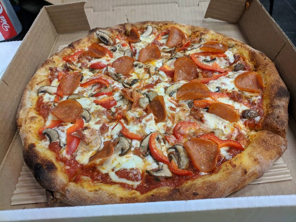 Taste of Naples Pizzeria | restaurant | 3530 Rutherford Rd, Woodbridge, ON L4L 1A6, Canada | 9055533232 OR +1 905-553-3232