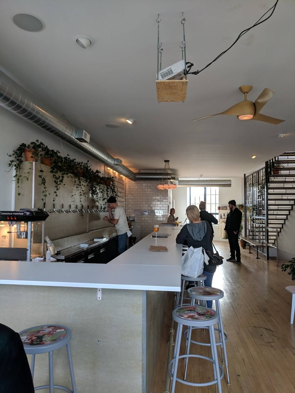 Cøllect | restaurant | 1454 Gratiot Ave, Detroit, MI 48207, USA | 5868500205 OR +1 586-850-0205