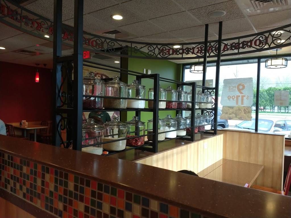 Popeyes Louisiana Kitchen | restaurant | 4324 W Saginaw Hwy, Lansing, MI 48917, USA | 5177963153 OR +1 517-796-3153