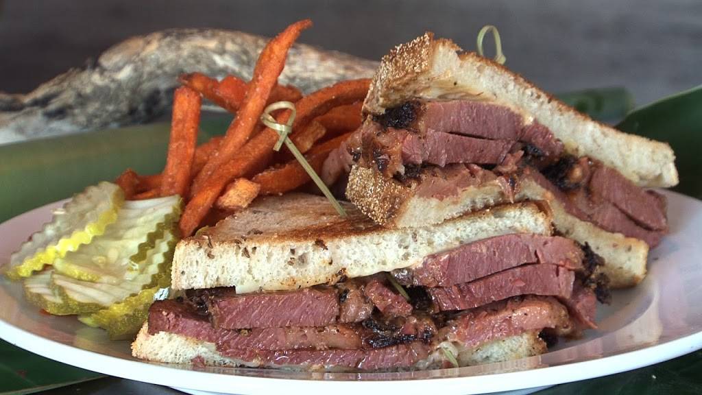 WildWood Crossing | restaurant | 116 Civic Center Dr, Vista, CA 92084, USA | 7607581513 OR +1 760-758-1513