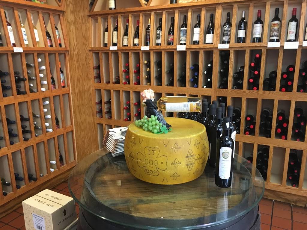 Giulianos Delicatessen & Bakery | meal takeaway | 3849 Torrance Blvd, Torrance, CA 90503, USA | 3105402500 OR +1 310-540-2500