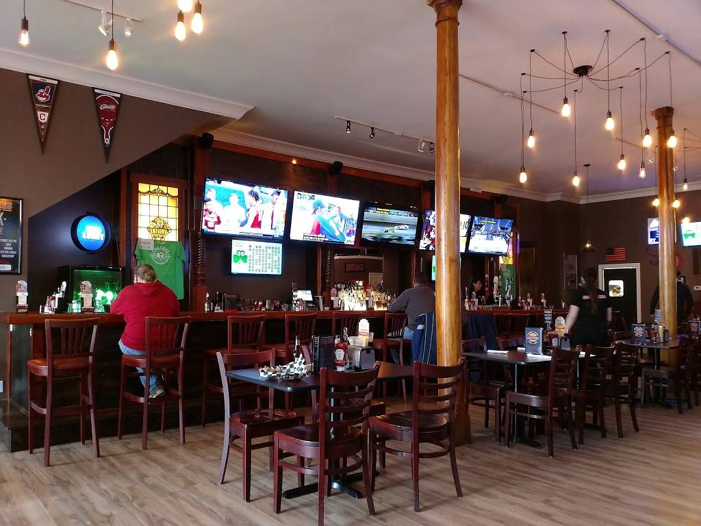 Coaches Burger Bar Salem | restaurant | 635 E State St, Salem, OH 44460, USA | 2345674880 OR +1 234-567-4880