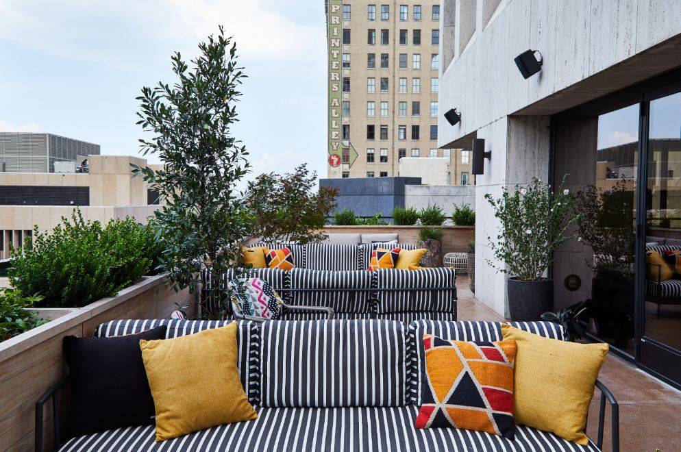 Ellingtons | restaurant | 401 Union St, Nashville, TN 37219, USA | 6159887333 OR +1 615-988-7333