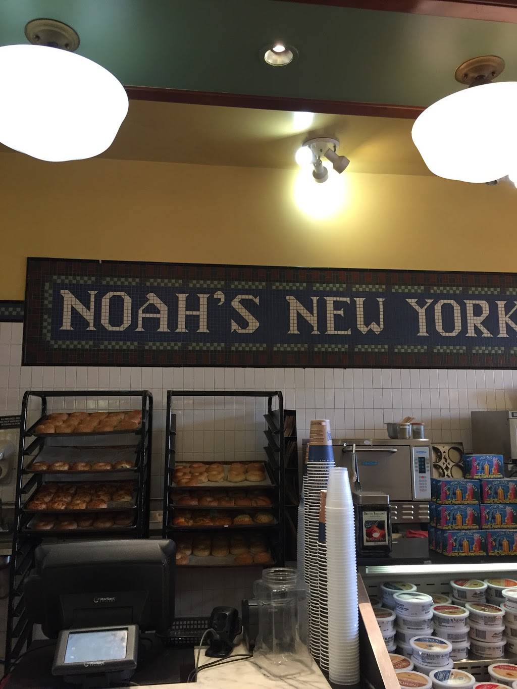 Noahs Bagels | cafe | 14622 Ventura Blvd Ste 105, Sherman Oaks, CA 91403, USA | 8189079570 OR +1 818-907-9570