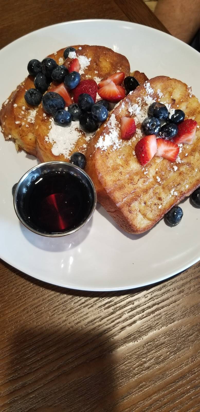 Ronits Kitchen | restaurant | 116 N Madison St, Rockford, IL 61107, USA | 8153154401 OR +1 815-315-4401