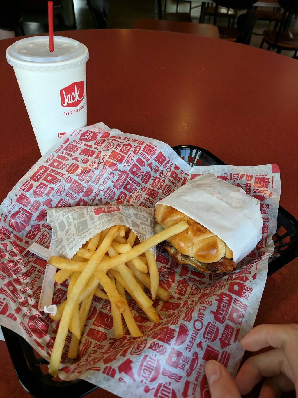 Jack in the Box | restaurant | 6419 Airport Blvd, Austin, TX 78752, USA | 5124529291 OR +1 512-452-9291