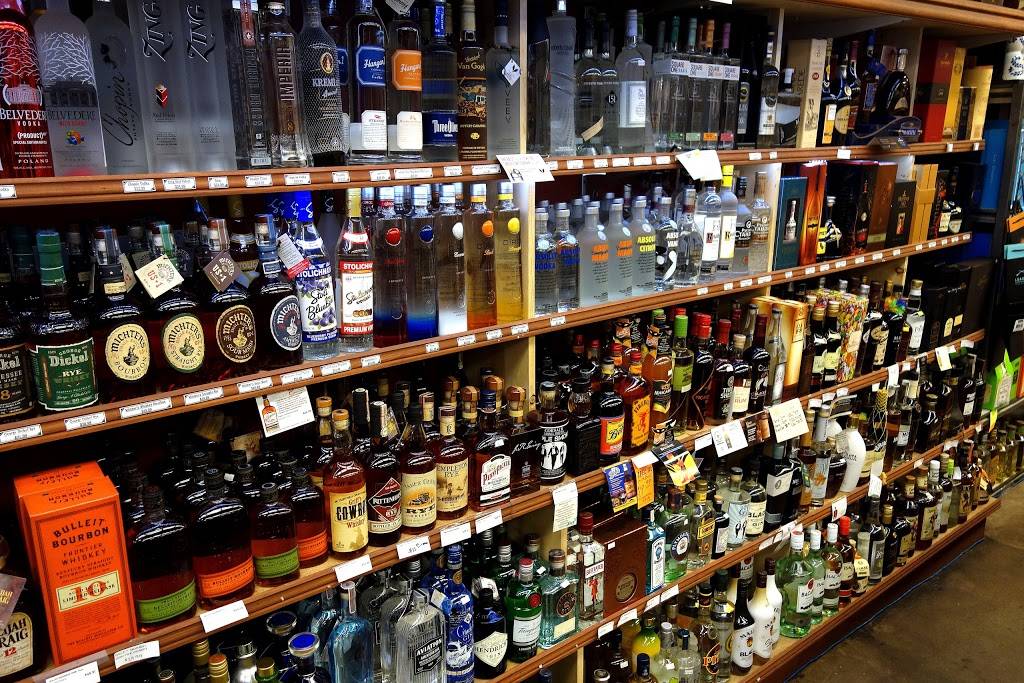 Robert Burns Wines | restaurant | 157 S Robertson Blvd, Beverly Hills, CA 90211, USA | 3102740033 OR +1 310-274-0033