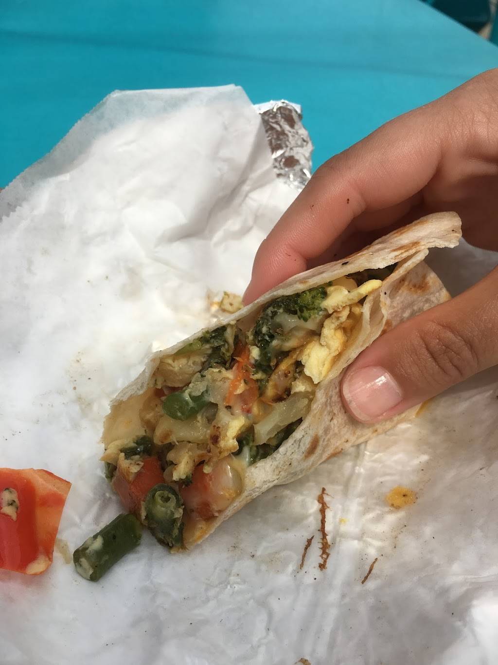 Cafe Tola #3 | restaurant | 1625 W Addison St, Chicago, IL 60613, USA | 7736611869 OR +1 773-661-1869