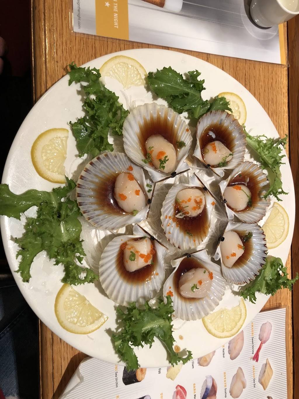 Akebono Fusion Sushi | restaurant | 252 Broadway Greenlawn, Huntington, NY 11743, USA | 6312628800 OR +1 631-262-8800