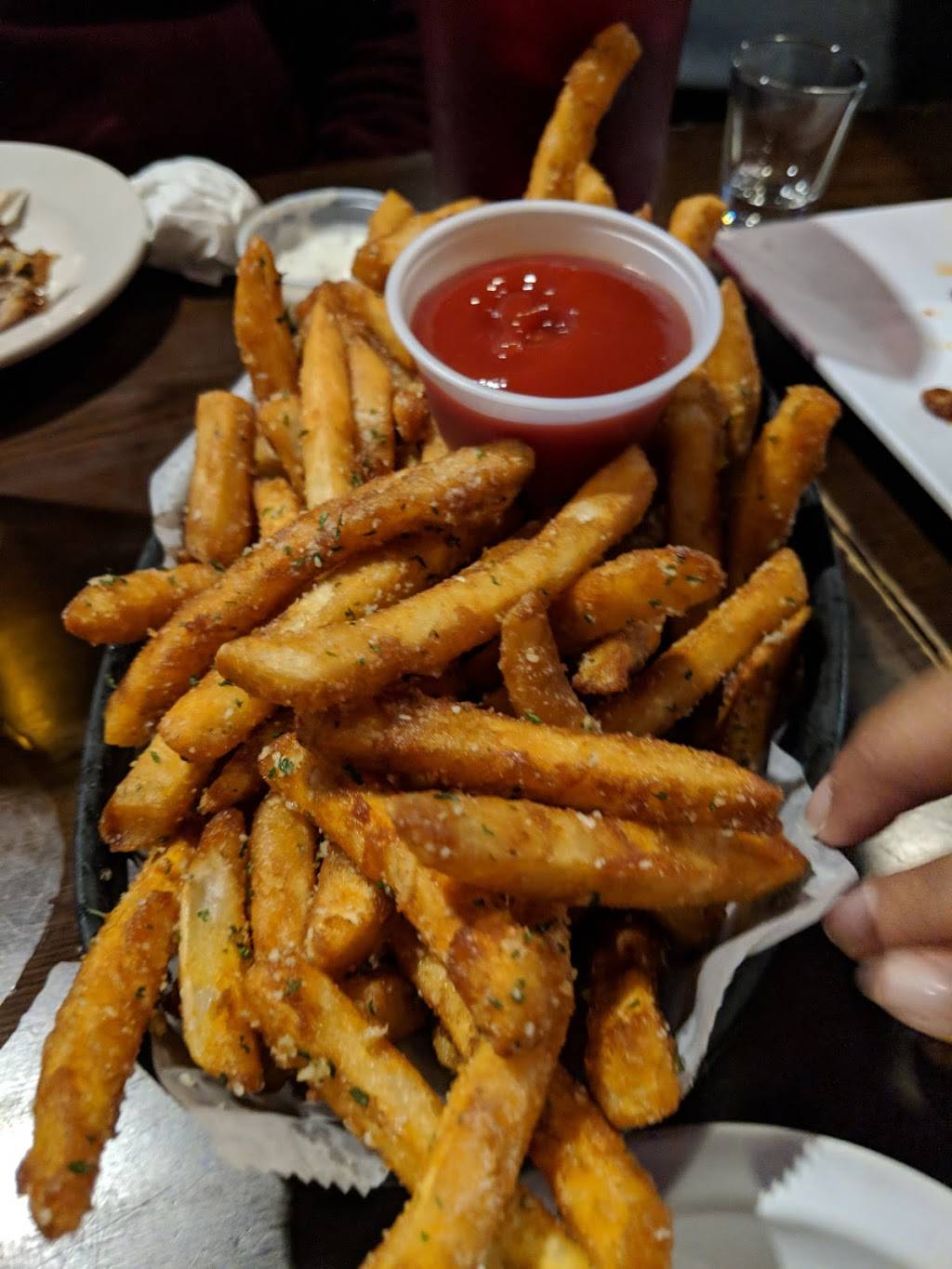 BonChon | restaurant | 107 Gibbs St Unit A, Rockville, MD 20850, USA | 3016379079 OR +1 301-637-9079