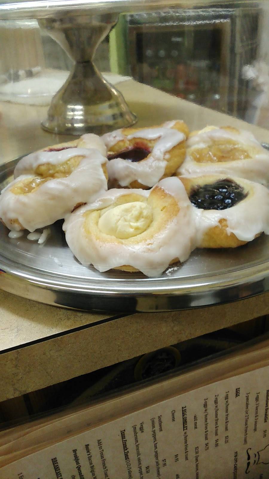 Hometown Cafe | restaurant | 314 Central St, Winchendon, MA 01475, USA | 9782972233 OR +1 978-297-2233