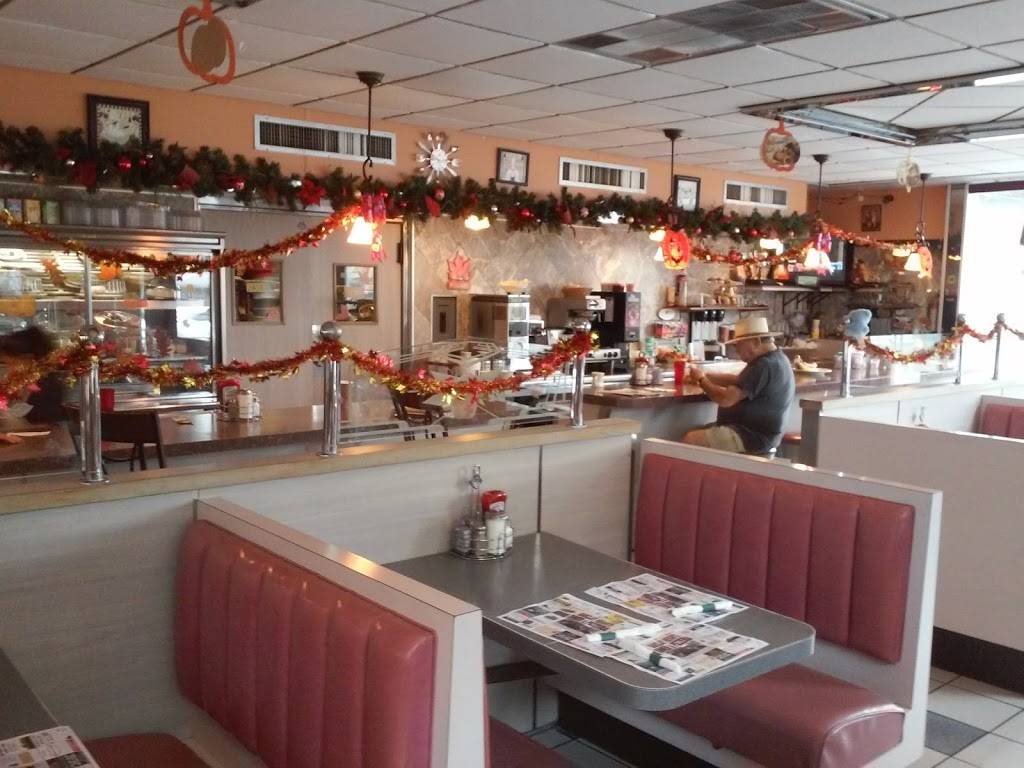 Barclay Heights Diner | restaurant | 1 Village Dr, Saugerties, NY 12477, USA | 8452464610 OR +1 845-246-4610