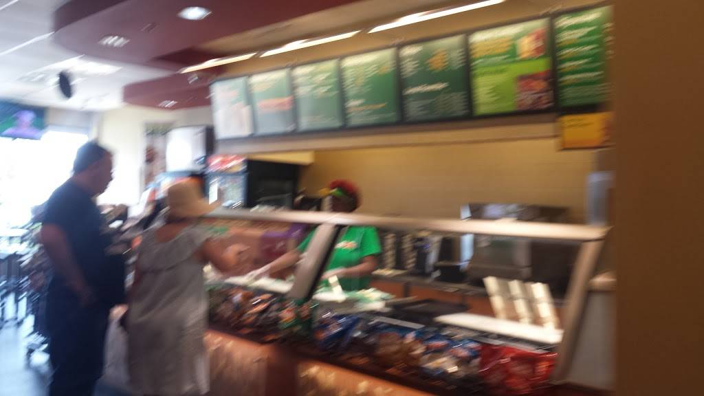 Subway Restaurants | restaurant | 7328 Bell Creek Rd, Mechanicsville, VA 23111, USA | 8047234573 OR +1 804-723-4573