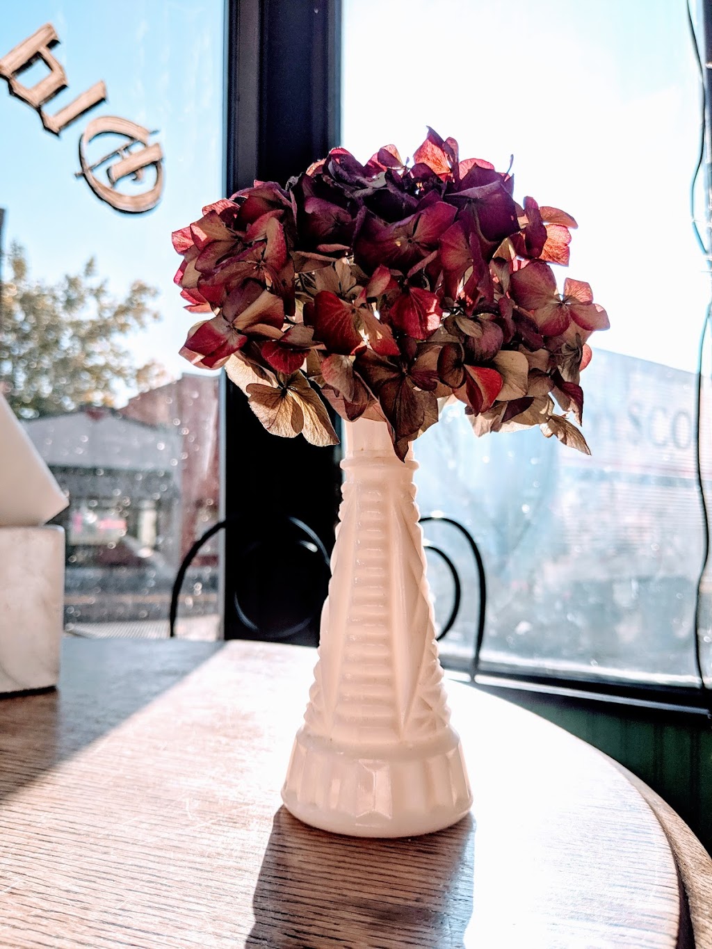 Country Flowers | cafe | 201 S Main St, Condon, OR 97823, USA | 5413844120 OR +1 541-384-4120