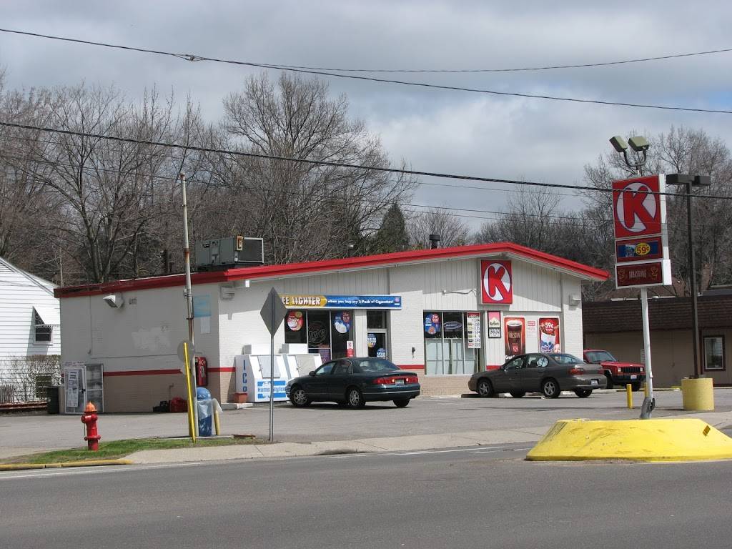 Circle K | meal takeaway | 901 E Main St, Kent, OH 44240, USA | 3306780586 OR +1 330-678-0586