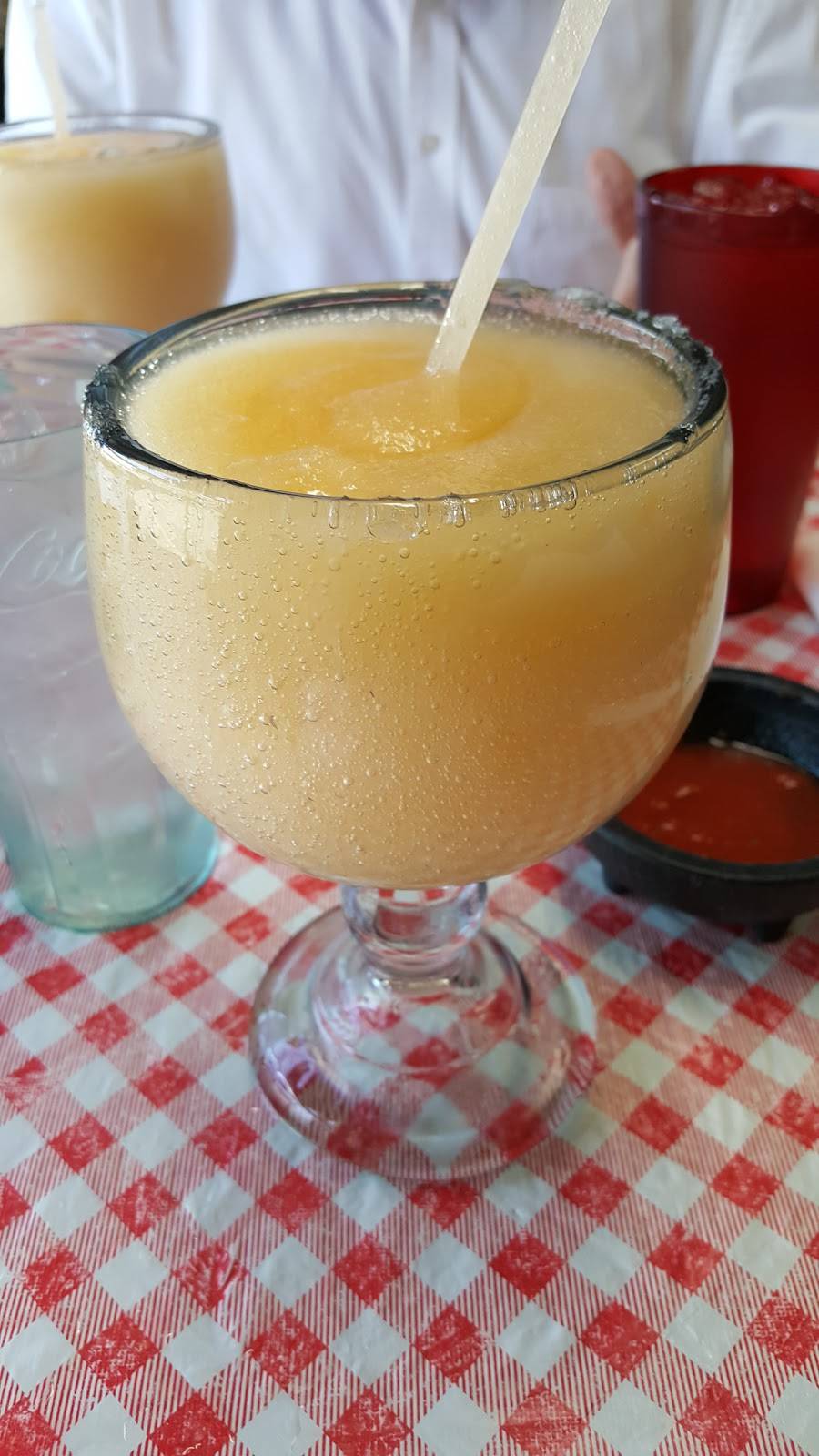 Acambaro Restaurant | restaurant | 406 N Bloomington St, Lowell, AR 72745, USA | 4796598919 OR +1 479-659-8919