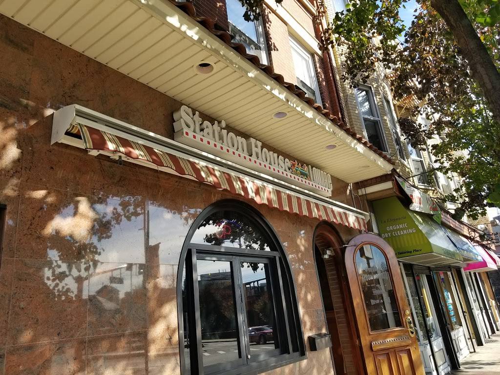 New Station House Bar & Grill | restaurant | 253 Morris Ave, Elizabeth, NJ 07208, USA | 9083551646 OR +1 908-355-1646