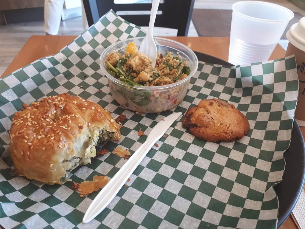 Hot Oven Bakery | restaurant | 195 Lakeshore Rd E, Oakville, ON L6J 1H7, Canada | 9055828923 OR +1 905-582-8923