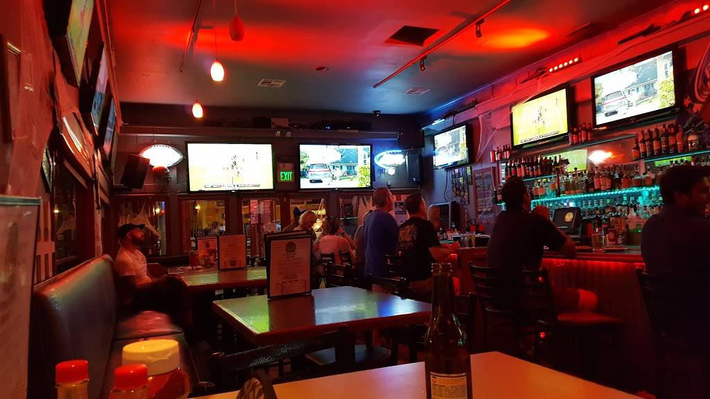 Dogz Bar and Grill | restaurant | 5300 E 2nd St, Long Beach, CA 90803, USA | 5624333907 OR +1 562-433-3907