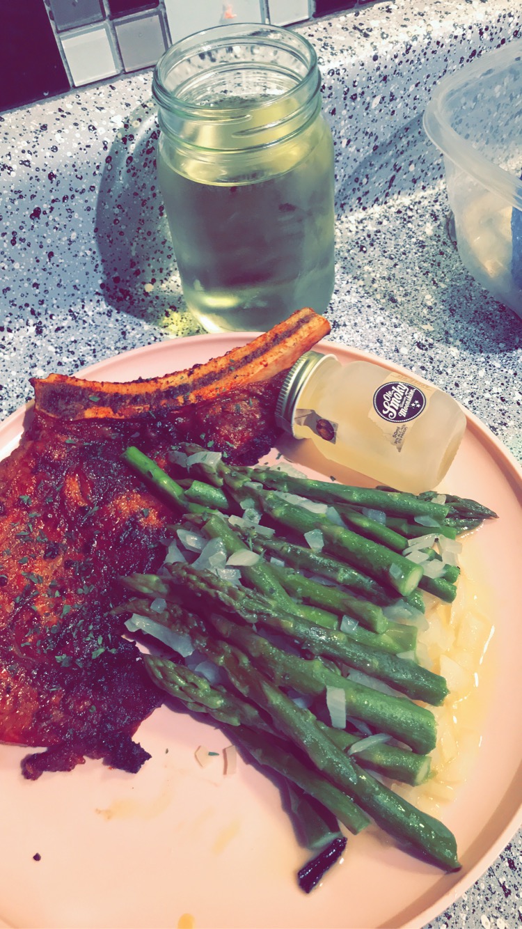 Dollie Maes | restaurant | 910 S Corinth St Rd, Dallas, TX 75203, USA | 4695656837 OR +1 469-565-6837