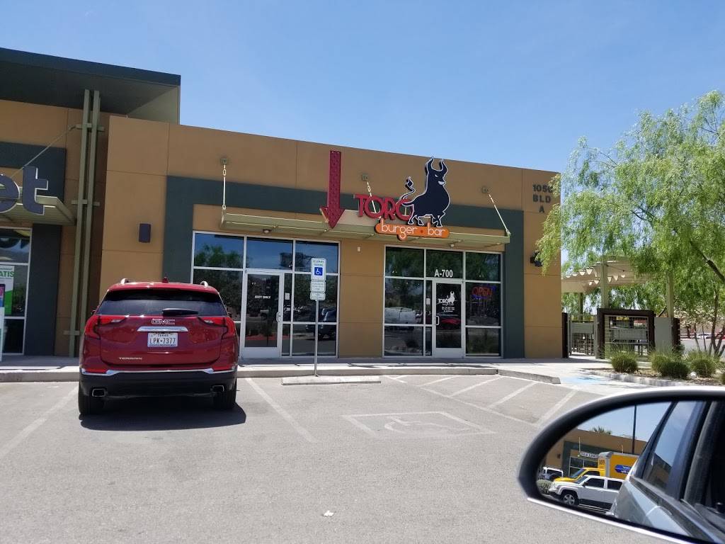 Toro Burger Bar | restaurant | 1050 Sunland Park Dr ste a-700, El Paso, TX 79922, USA | 9155812720 OR +1 915-581-2720
