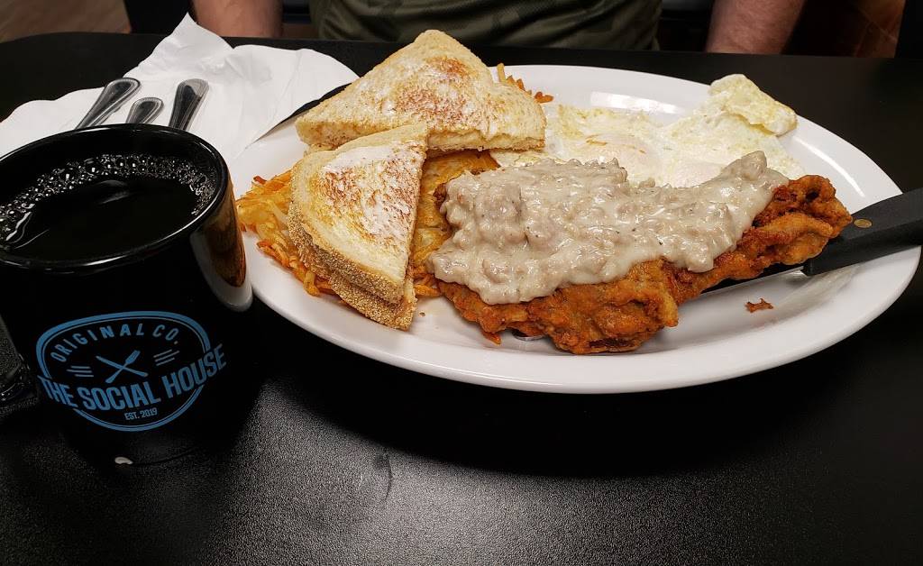 The Social House | restaurant | 4897 Miller Trunk Hwy, Hermantown, MN 55811, USA | 2187278519 OR +1 218-727-8519