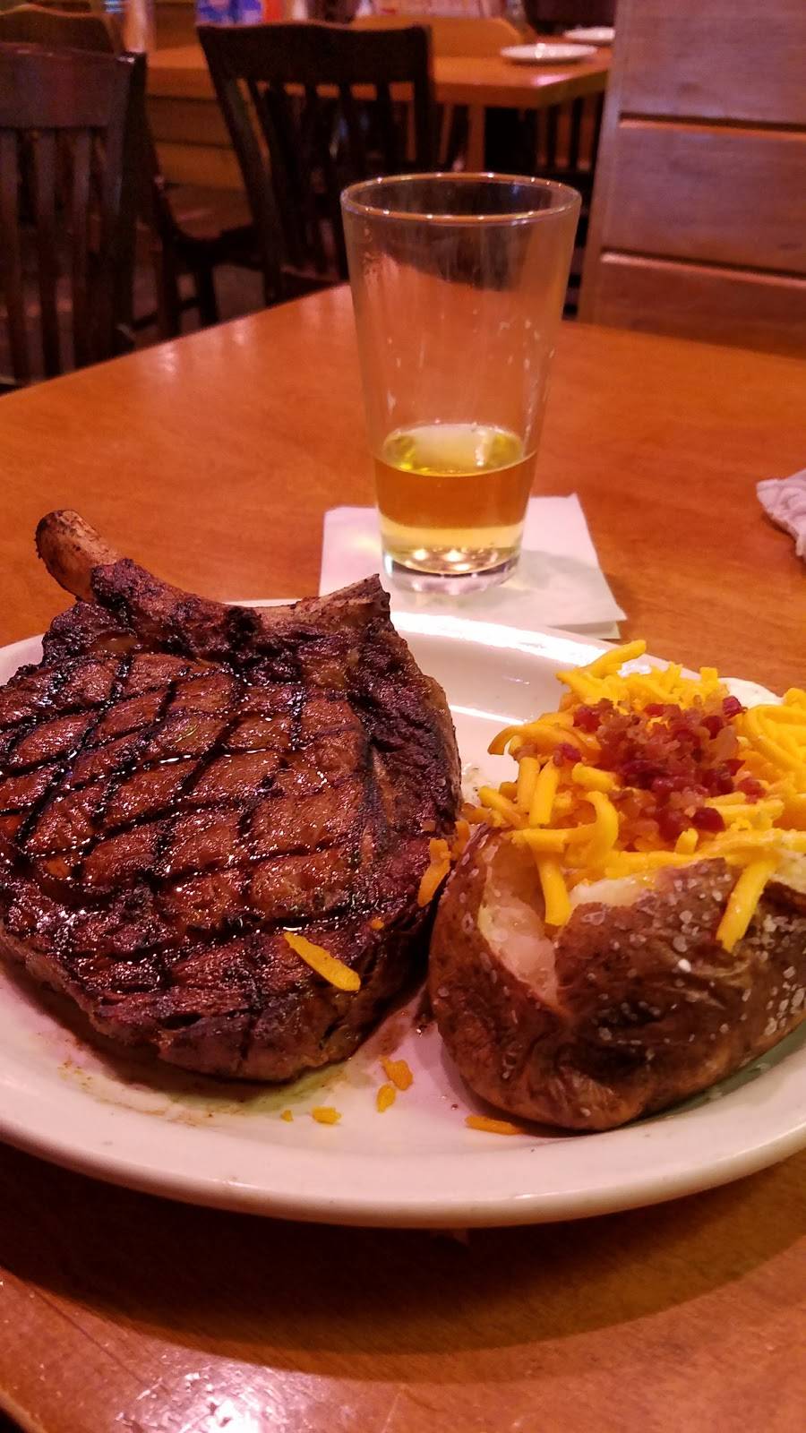 Texas Roadhouse | restaurant | 2900 James Sanders Blvd, Paducah, KY 42001, USA | 2704427000 OR +1 270-442-7000