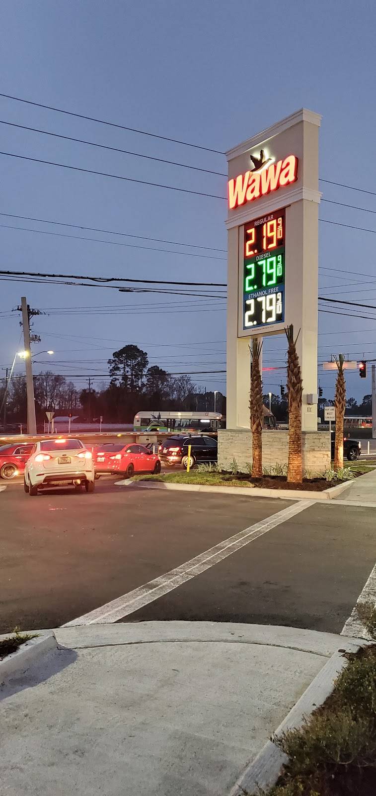 Wawa | cafe | 5735 Philips Hwy, Jacksonville, FL 32216, USA | 9047301773 OR +1 904-730-1773