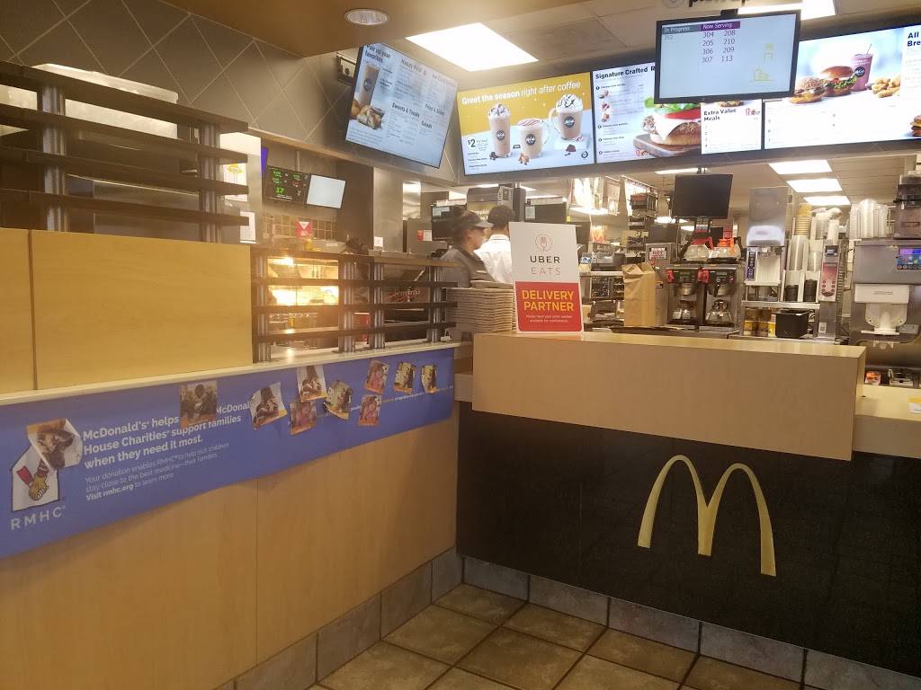 McDonalds | cafe | 1704 Plainfield Rd, Crest Hill, IL 60403, USA | 8157412206 OR +1 815-741-2206