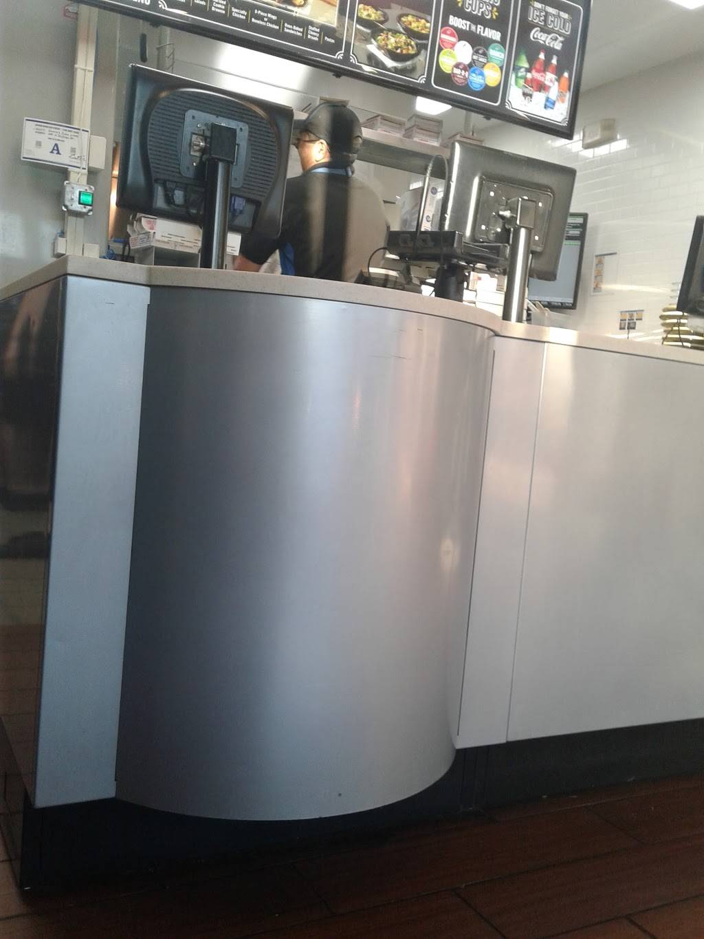 Dominos Pizza | meal delivery | 6441 N Durango Dr #110, Las Vegas, NV 89149, USA | 7026581181 OR +1 702-658-1181