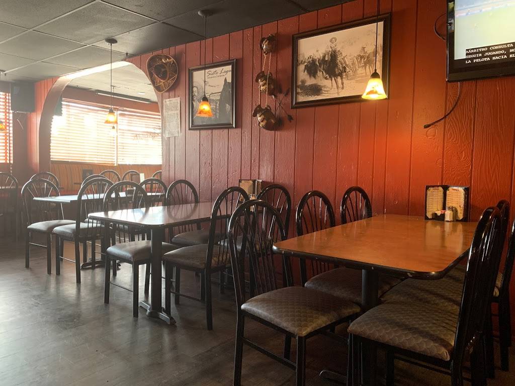 7 Leguas Mexican Grille | restaurant | 4550 E Colfax Ave, Denver, CO 80220, USA | 3033224431 OR +1 303-322-4431