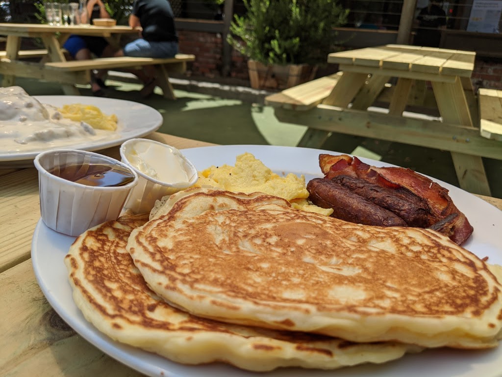 Limelight Bar & Café | restaurant | 1014 Alhambra Blvd, Sacramento, CA 95816, USA | 9164462236 OR +1 916-446-2236