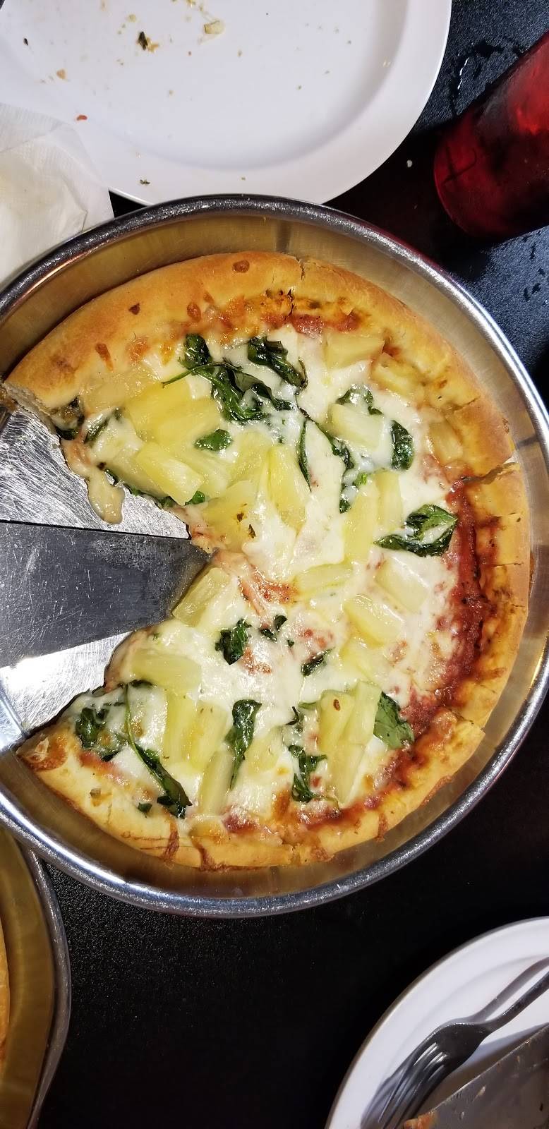 The Original Stavros Pizza House | restaurant | 262 S Beach St, Daytona Beach, FL 32114, USA | 3862585041 OR +1 386-258-5041