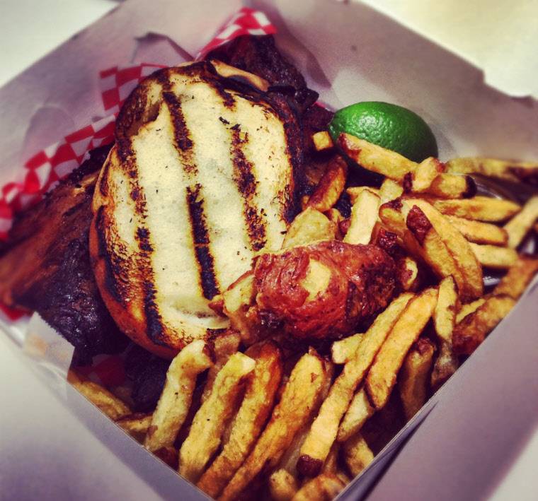 Bofinger BBQ | restaurant | 5667 Rue Sherbrooke Ouest, Montréal, QC H4A 1W6, Canada | 5143696969 OR +1 514-369-6969