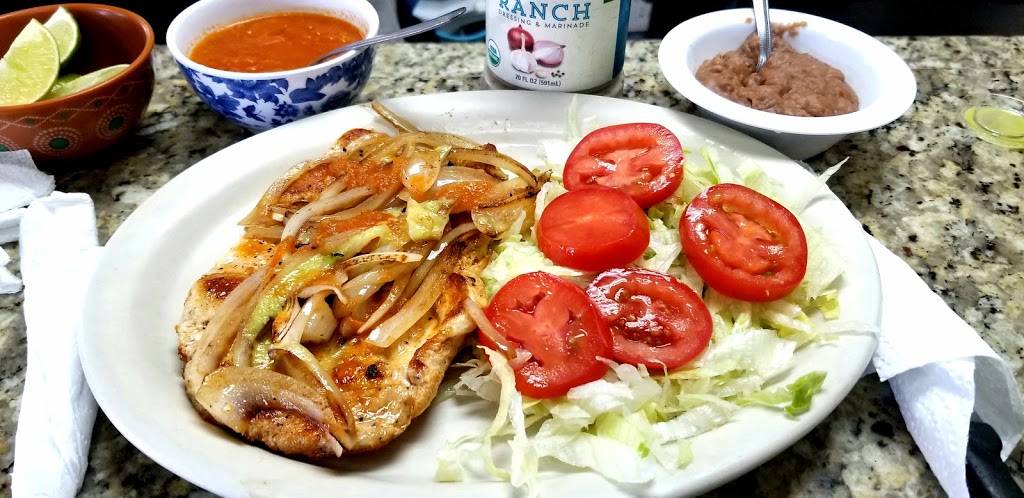 La Rosa Blanca Mexican Restaurant | restaurant | 2430 Airline Dr, Houston, TX 77009, USA | 7138682060 OR +1 713-868-2060