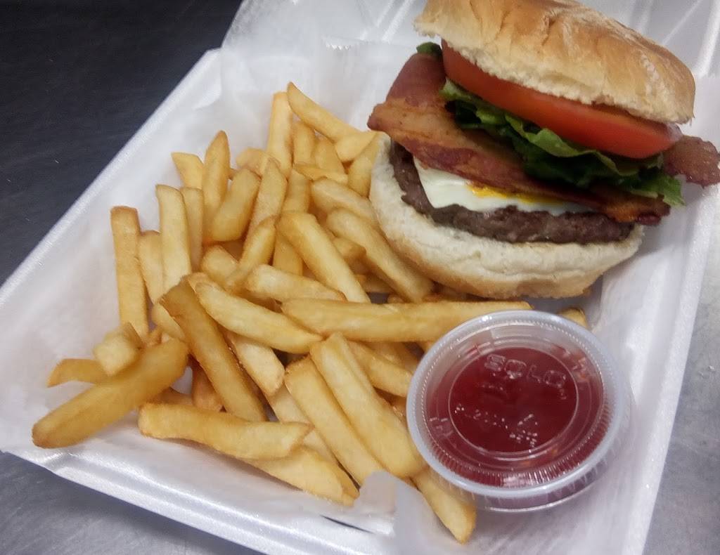 Sandys Chill Spot Ice Cream & Seafood Restaurant Bellingham | restaurant | 800 Pulaski Blvd, Bellingham, MA 02019, USA | 5083489478 OR +1 508-348-9478