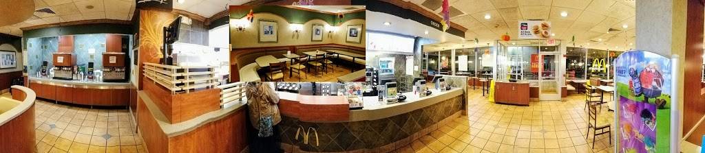 McDonalds | cafe | 2535 Ogden Ave, Downers Grove, IL 60515, USA | 6309647433 OR +1 630-964-7433
