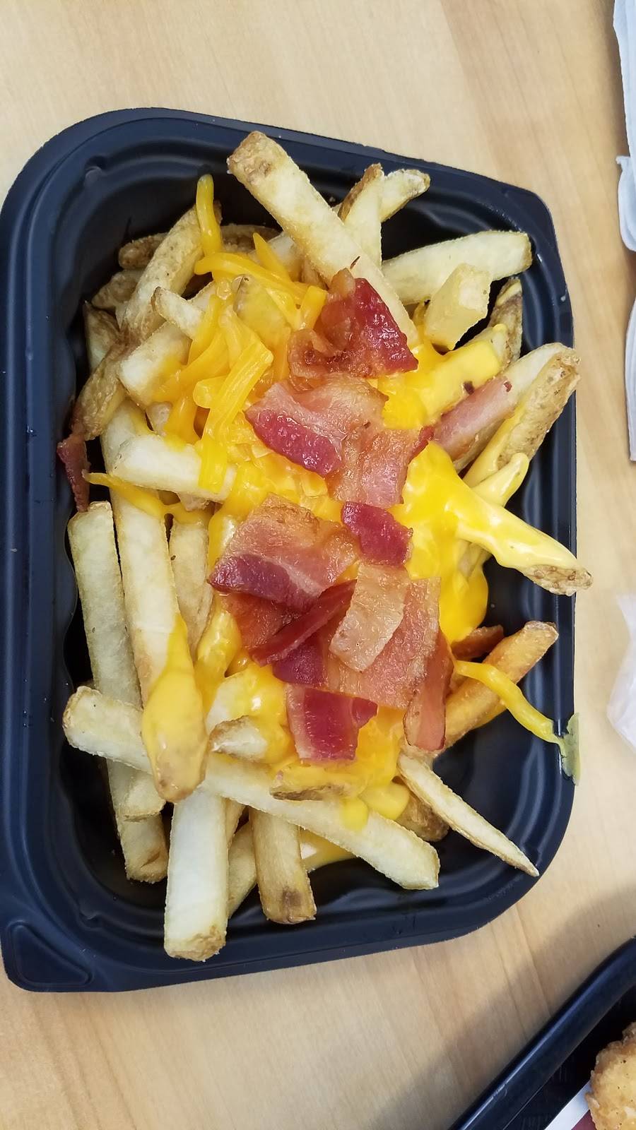 Wendys | restaurant | 6585 W Grand Ave, Gurnee, IL 60031, USA | 8478558700 OR +1 847-855-8700