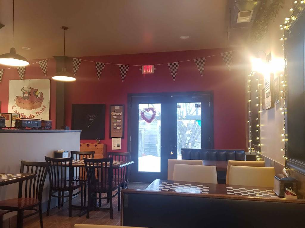 Schindoggies The Cardinals Nest | restaurant | 1710 Commercial St, Bangor, WI 54614, USA | 6087801871 OR +1 608-780-1871