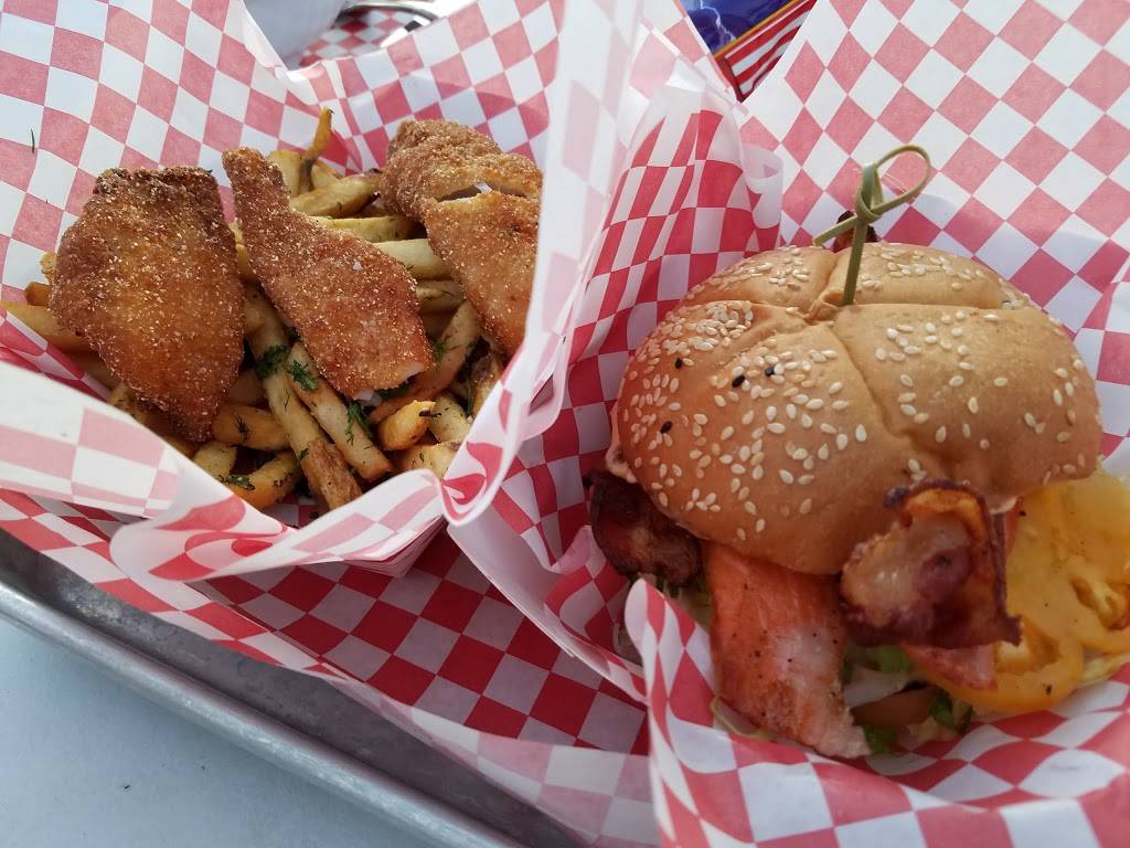 The 100 Pound Clam | restaurant | 1001 Fairview Ave N, Seattle, WA 98109, USA | 2064535067 OR +1 206-453-5067