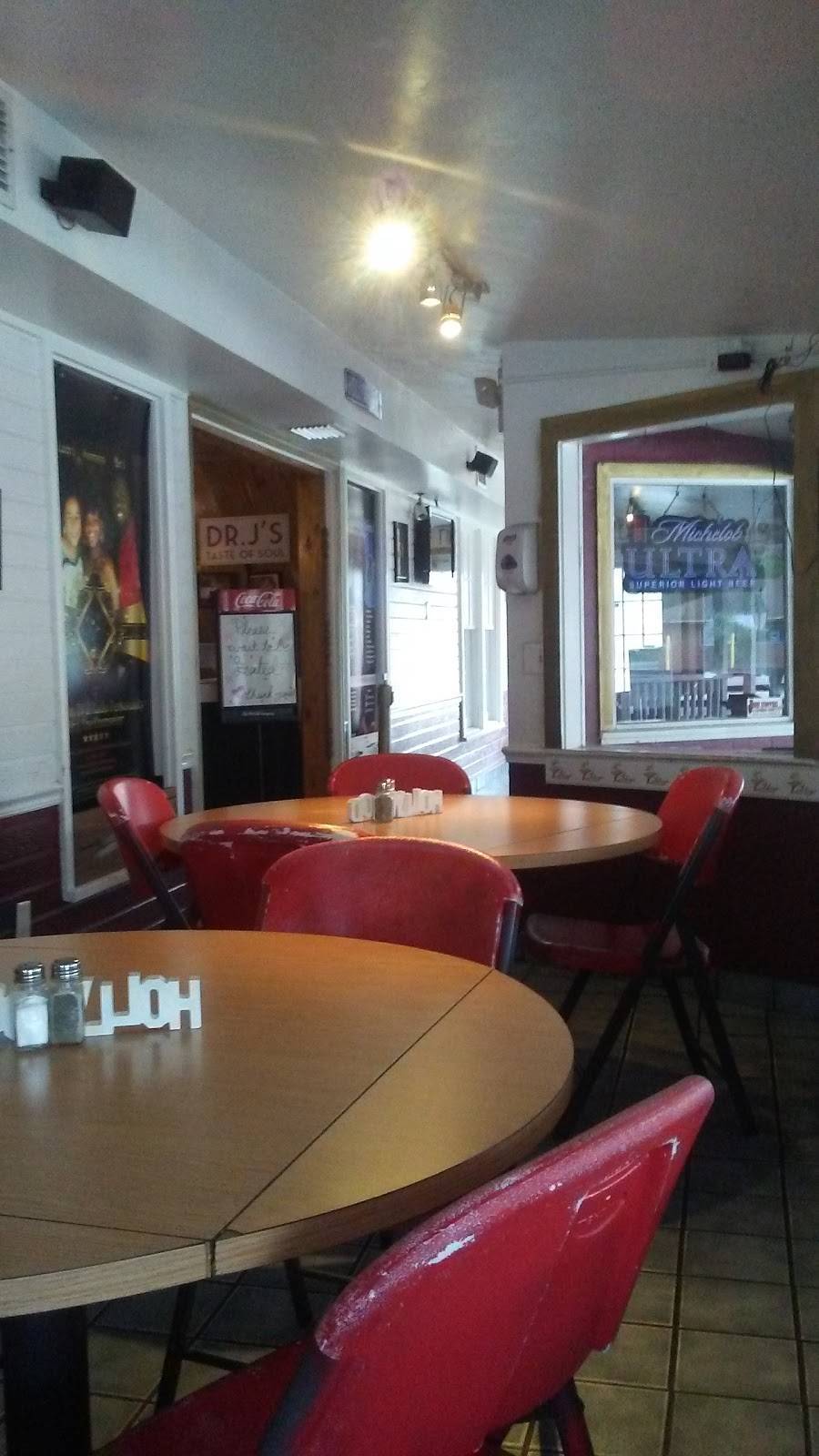 Celebritys Soul Food of Ft. White | restaurant | 7629 US-27, Fort White, FL 32038, USA | 3864979464 OR +1 386-497-9464