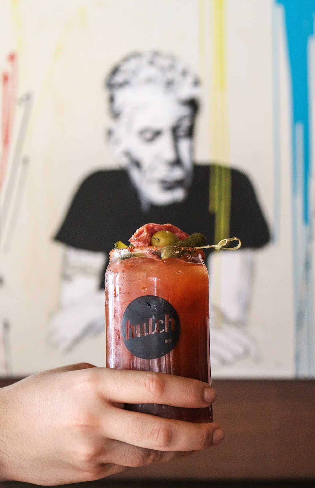 Hutch American Bistro | restaurant | 3301 N Clark St, Chicago, IL 60657, USA | 7732481155 OR +1 773-248-1155