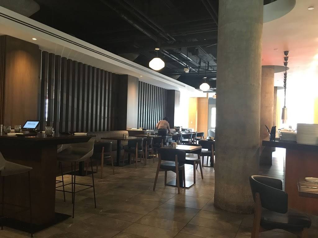 Quattro Trattoria + Pizzeria | restaurant | 811 Spruce St, Downtown, MO 63102, USA | 3145525850 OR +1 314-552-5850