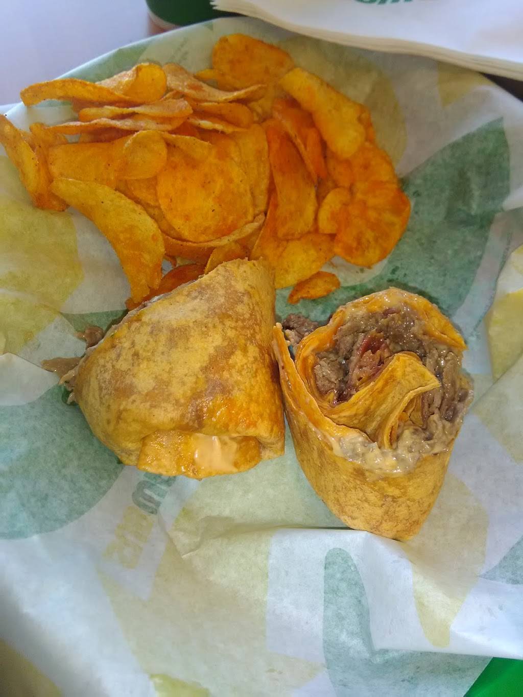 Subway | restaurant | 1804 E 1st St, Chandler, OK 74834, USA | 4052589966 OR +1 405-258-9966