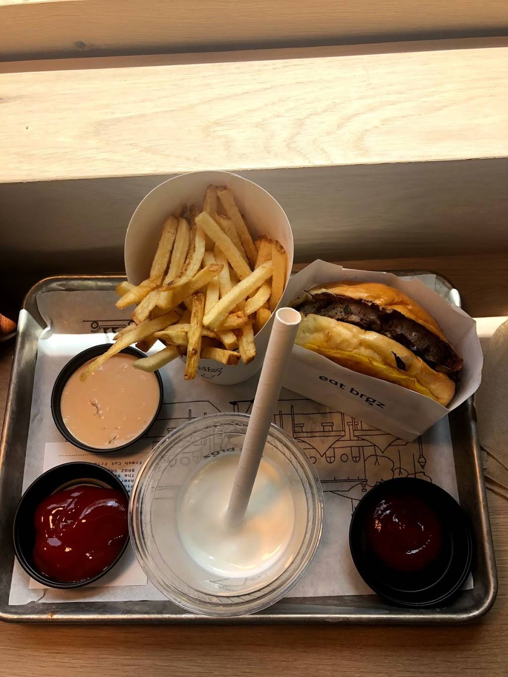 eat brgz | restaurant | 250 7th St SE, Washington, DC 20003, USA | 2024505074 OR +1 202-450-5074